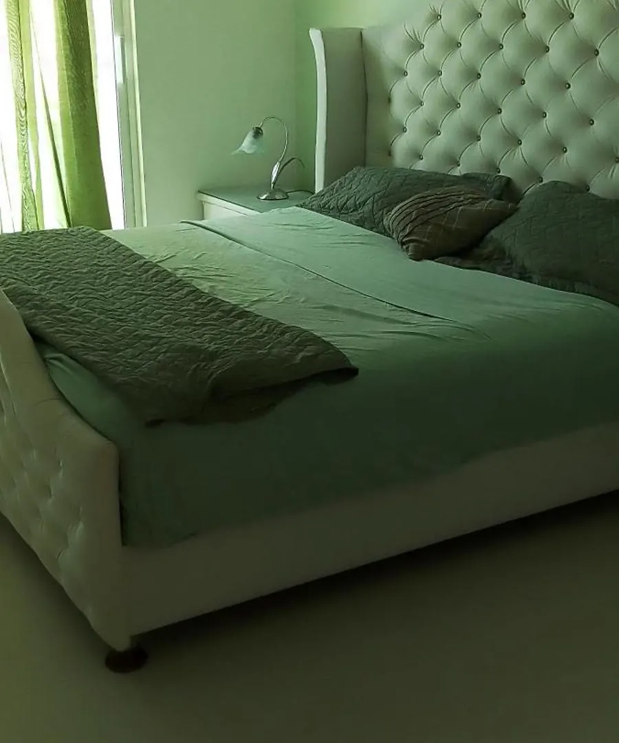 Mia Hermosa Balconies E202 푼타 카나 아파트